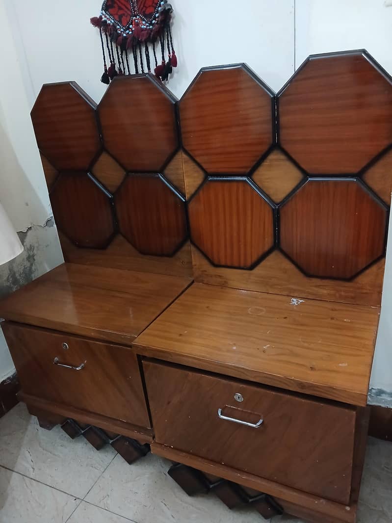 Dressing table set 1
