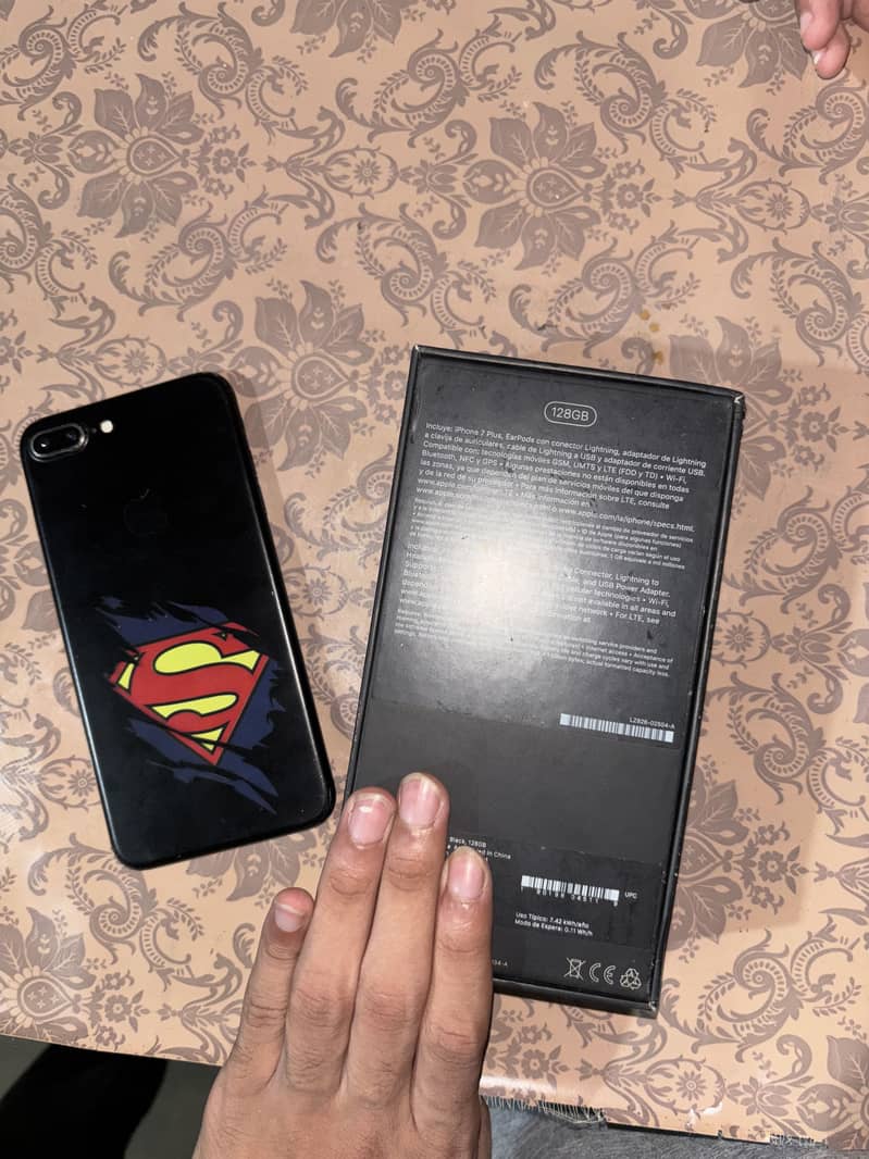 Apple iPhone 7 Plus 8