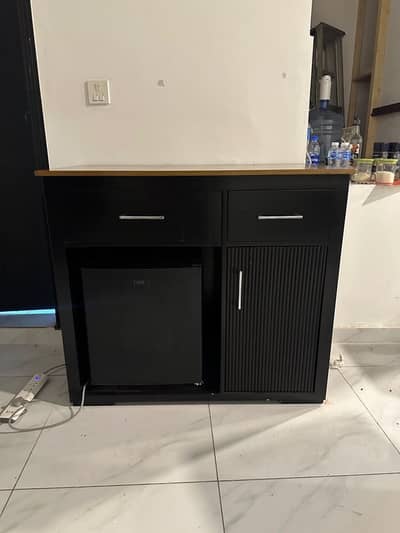 Modern Storage Cabinet / Mini Bar Unit – Black & Wood