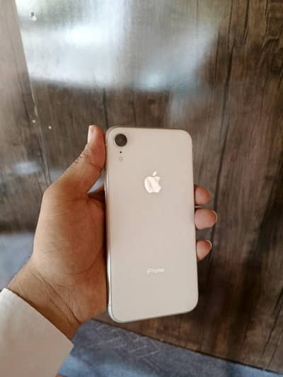 Apple iPhone XR