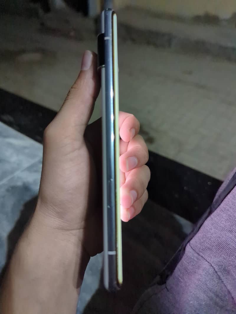 Google Pixcel 6 Pro 4