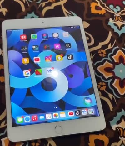 Apple iPad Mini 4 (128GB)