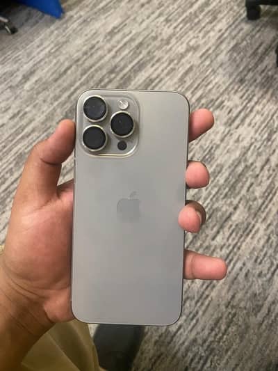Apple iPhone 15 Pro Max