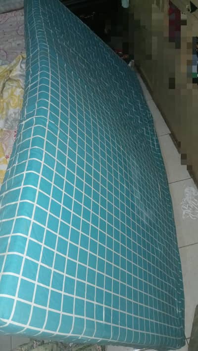 2 single mattresses