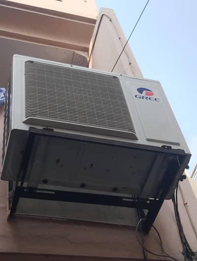 Gree AC Good CONDITION