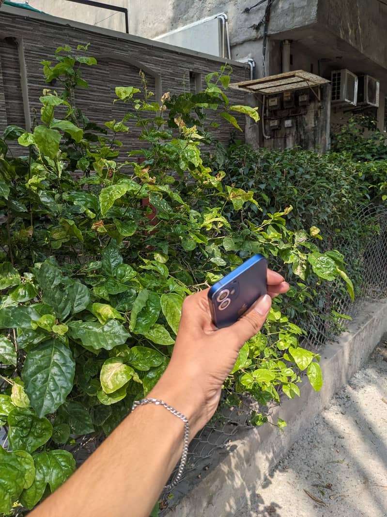 Apple iPhone 12 mini 3
