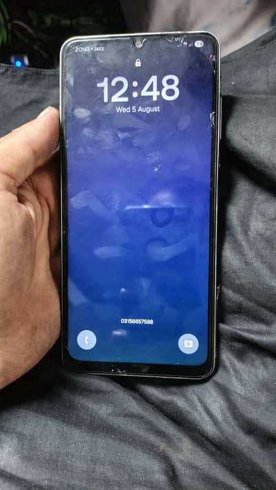 Samsung Mobile A06