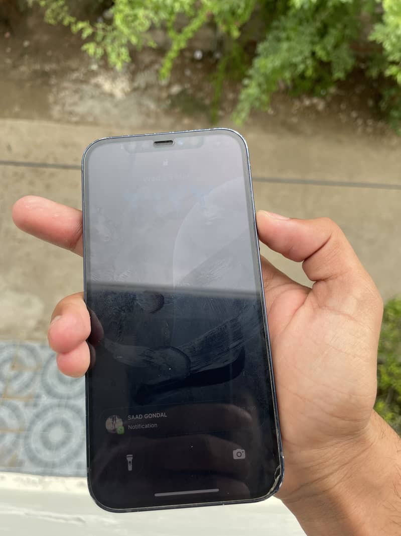 iPhone 12 3