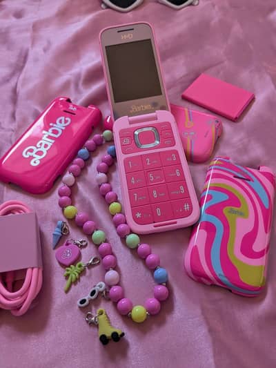 Hmd Barbie flip phone