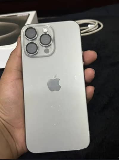 Apple iPhone 15 Pro Max