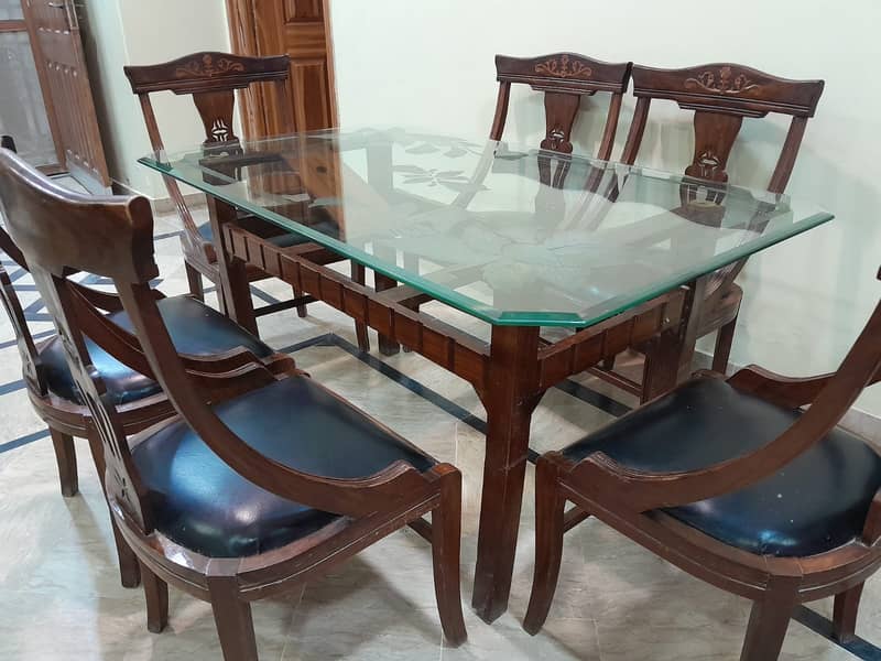 Dining table 4