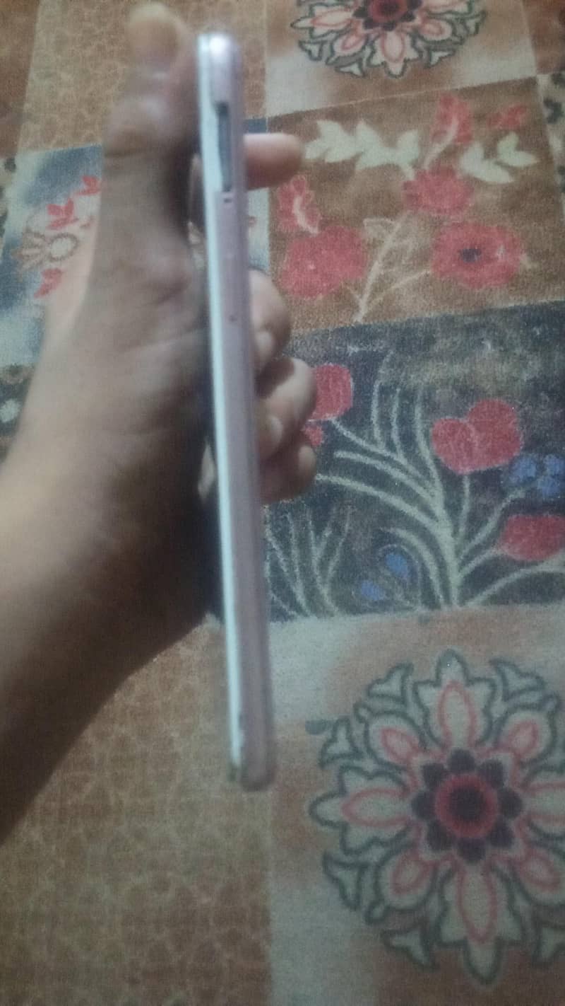 OPPO a57 3