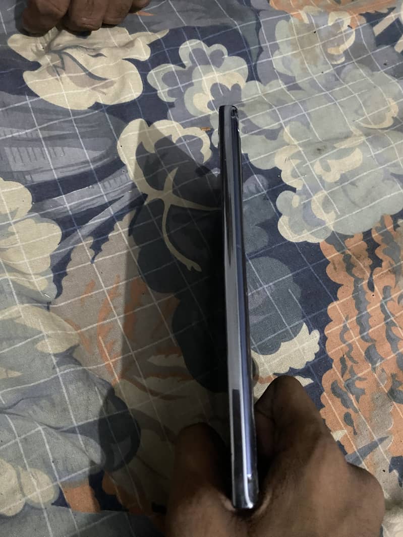 Samsung Mobile Note 10 Plus 4