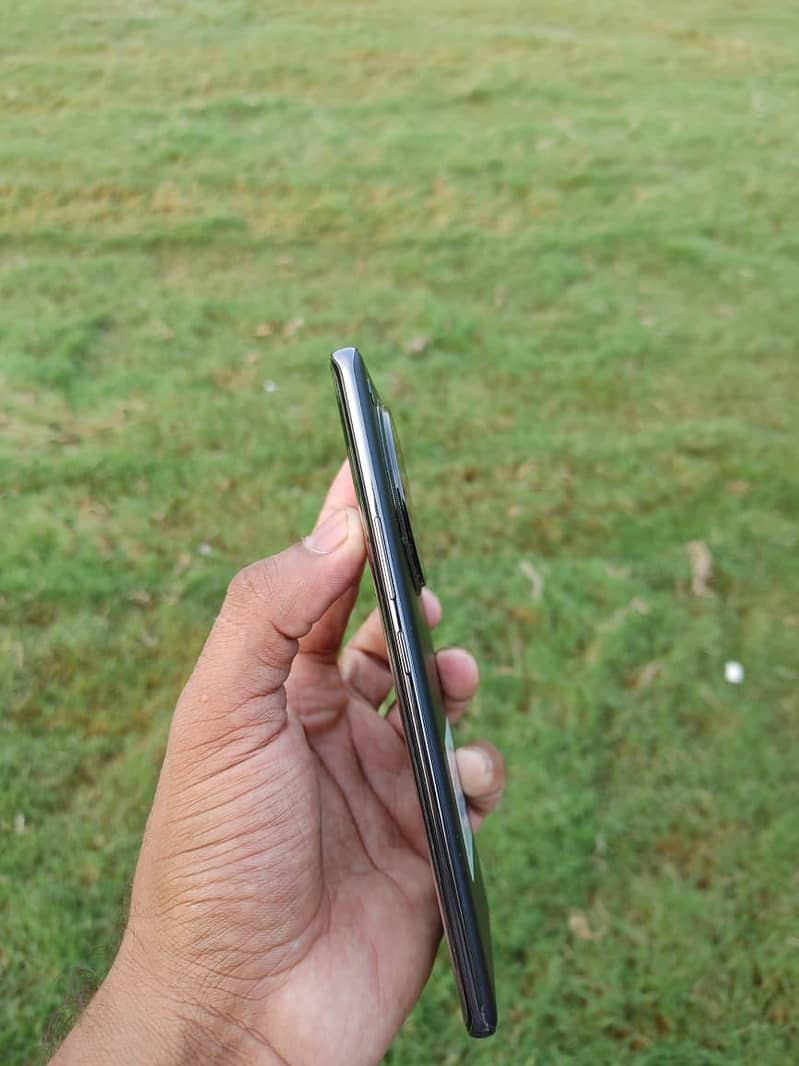 Infinix Zero 40 4