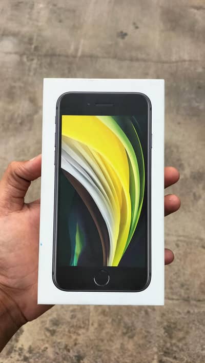 iPhone SE 2020 | With Box | Home Used | Factory Unlock