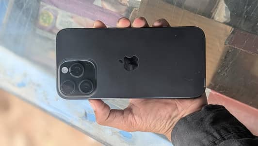 Apple iPhone 16 Pro Max