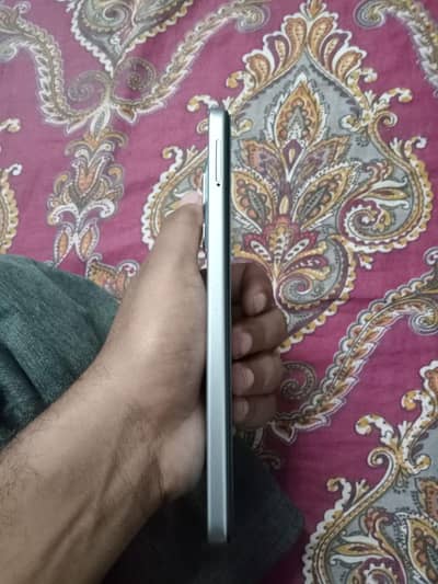 Infinix Hot 50i 6-128gb