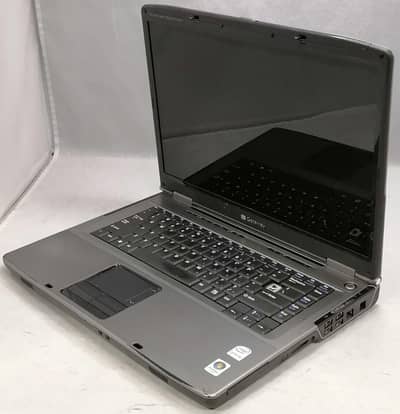 Gateway MA8 Laptop – 3GB RAM | 320GB HDD