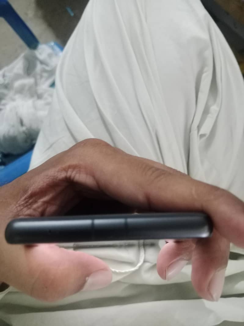 Google Pixel 7a 4