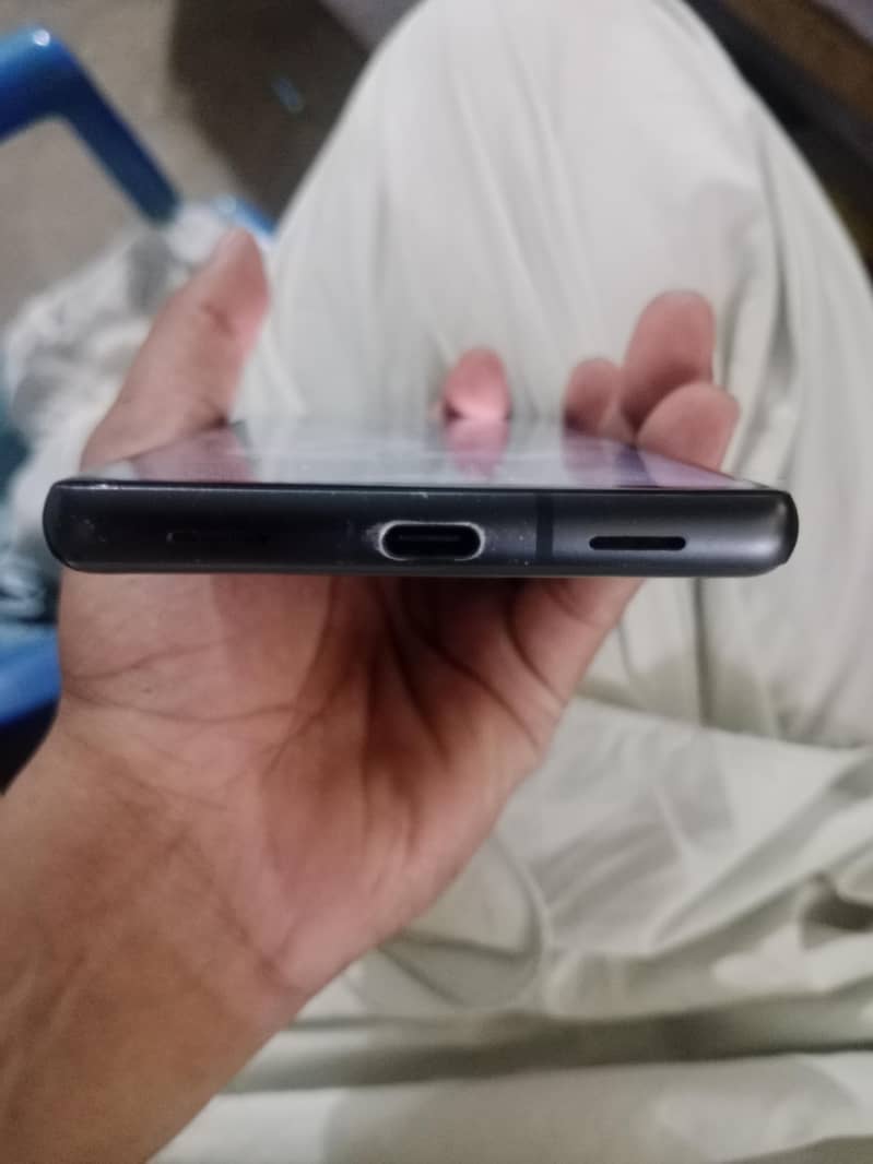 Google Pixel 7a 5