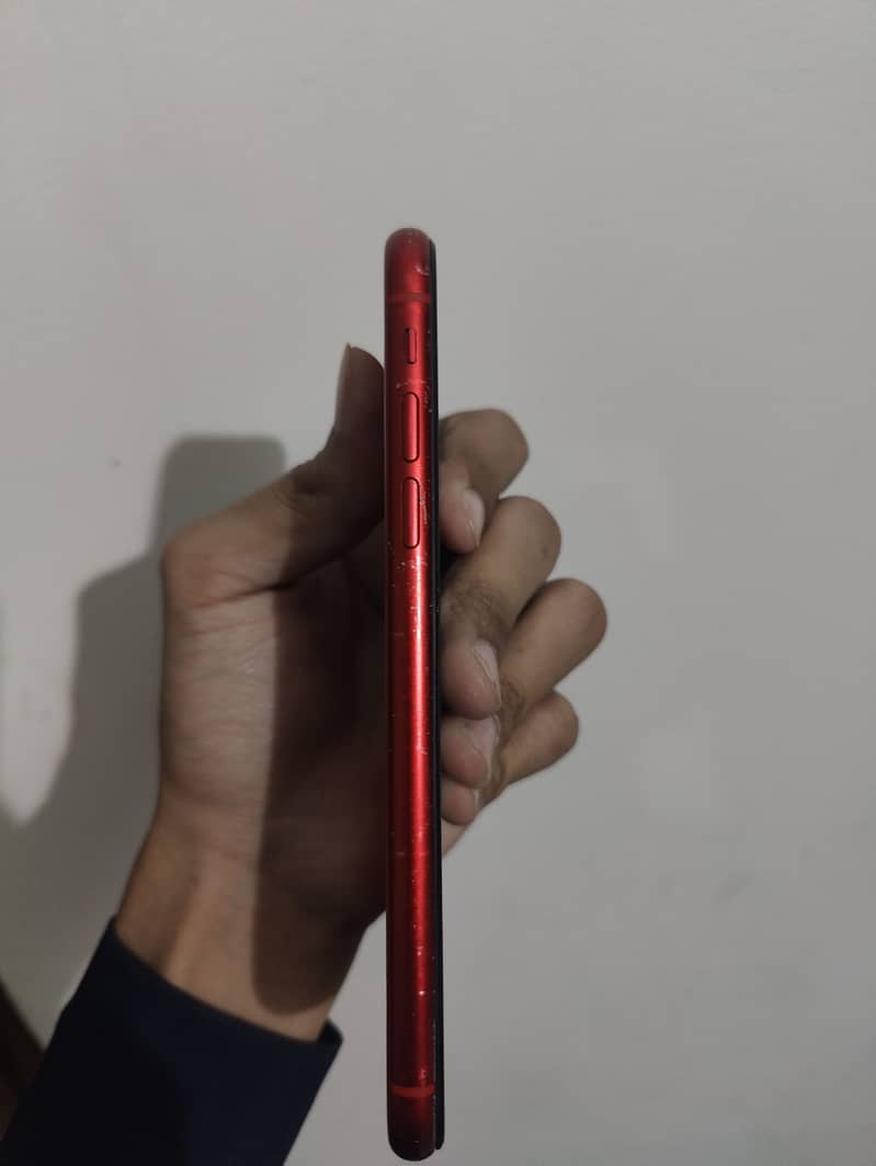 Apple iPhone 11 3