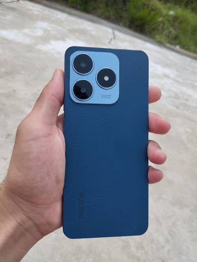 Realme C63