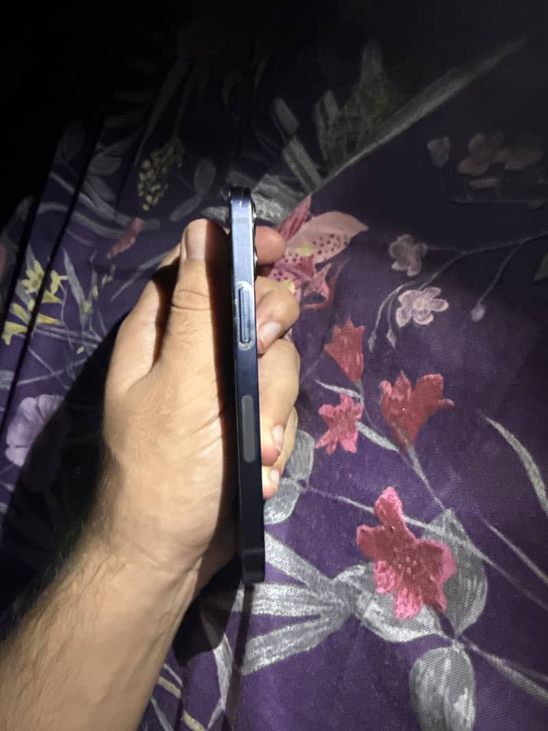 Apple iPhone 12 mini 2