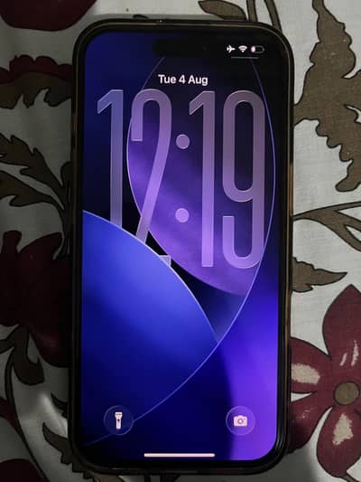 Apple iPhone 16