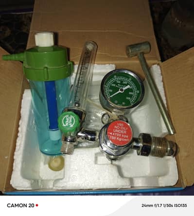 medical oxygen regulator