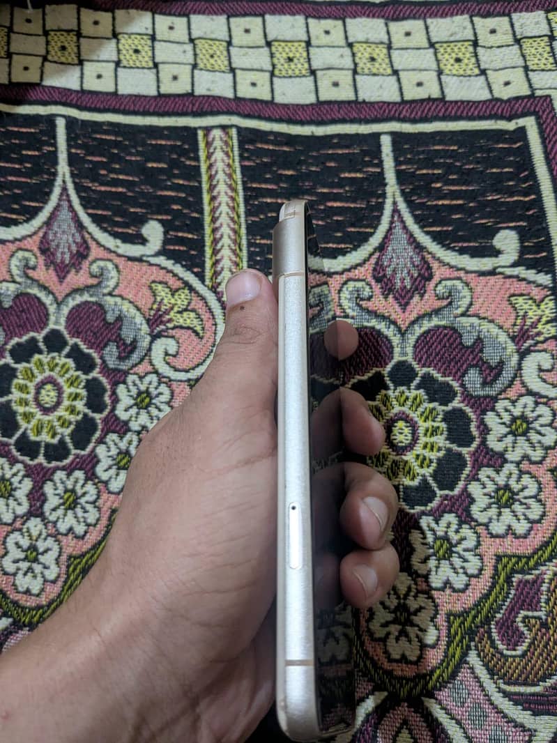 Google Pixel 8 0