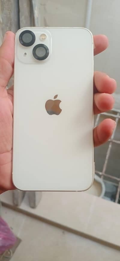 Apple iPhone 13