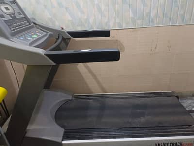 Commercial Gym Treadmill – Excellent Condition