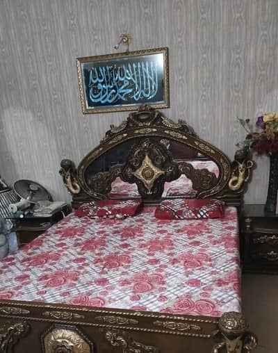 King size bed for sale