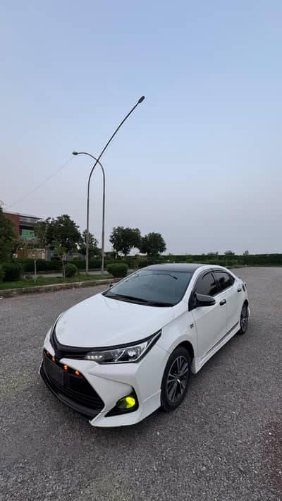 Toyota Corolla Altis 2015