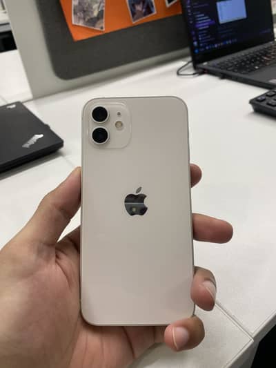 Apple iPhone 12