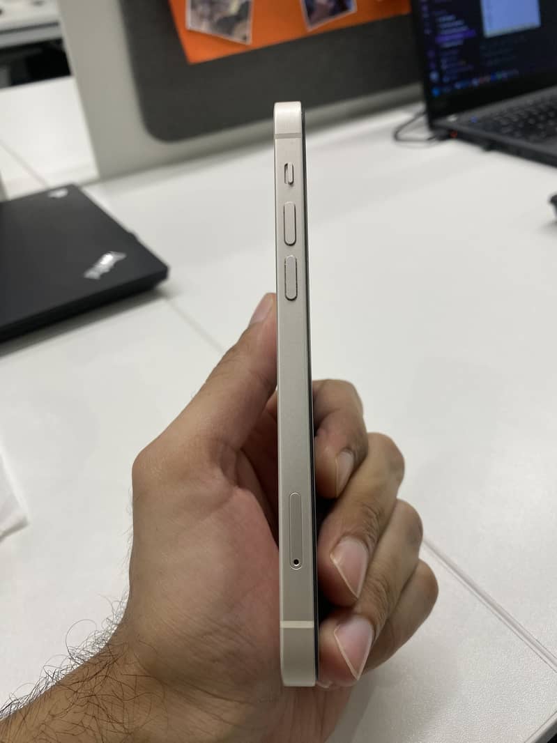 Apple iPhone 12 2