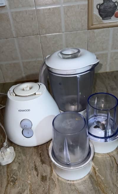 Kenwood Blender with Grinder & Chopper – Used, Good Working Condition