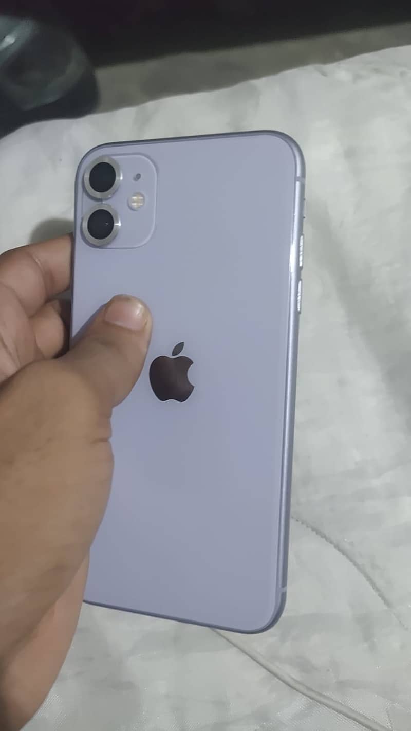Apple iPhone 11 7