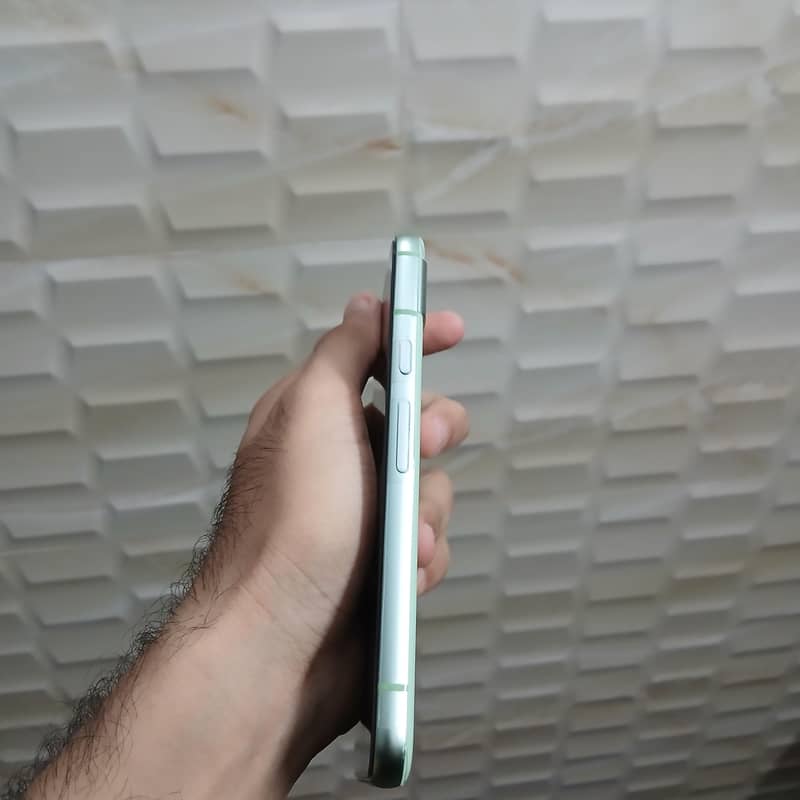 Google Pixel 8a 2