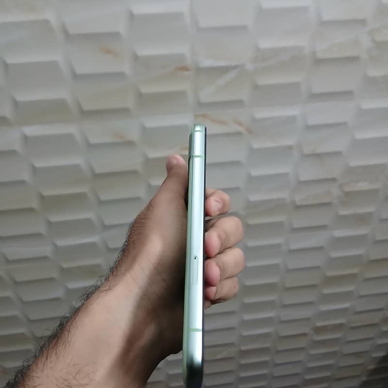 Google Pixel 8a 3