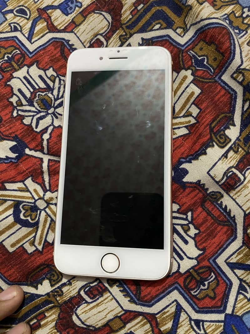 Apple iPhone 8 1