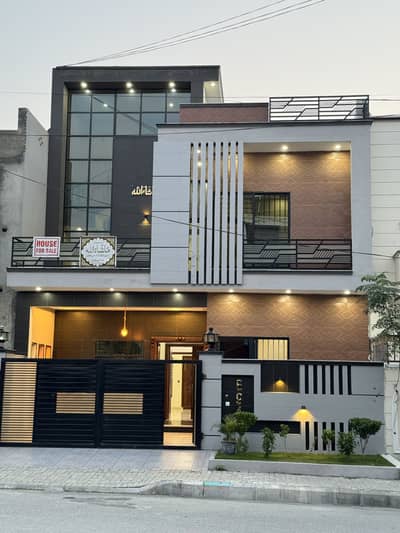Owner Built 7 Marla Luxury House | Premium Block | Near Main Market | Investor Rate | Emergency Sale | Major Road