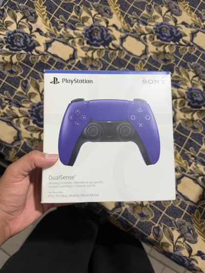 ps5 controller in purple colour 100% original. limited eddition