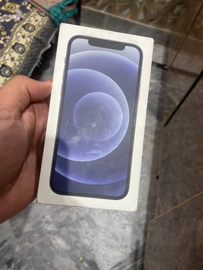 Apple iPhone 12