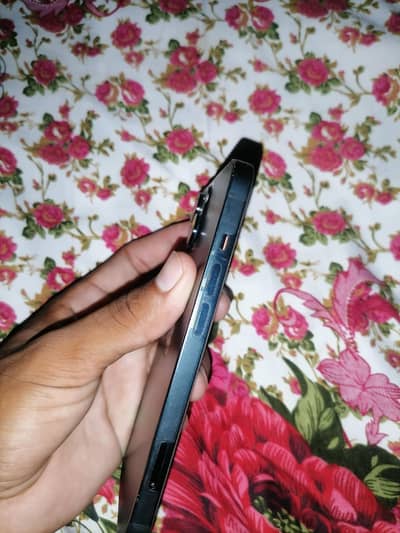 iphone 13 Jv nonpTA 128gb battery health 93 original face id ok