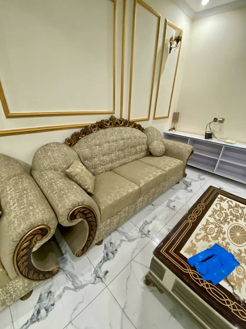 KING BEDS AND dining and sofass 14