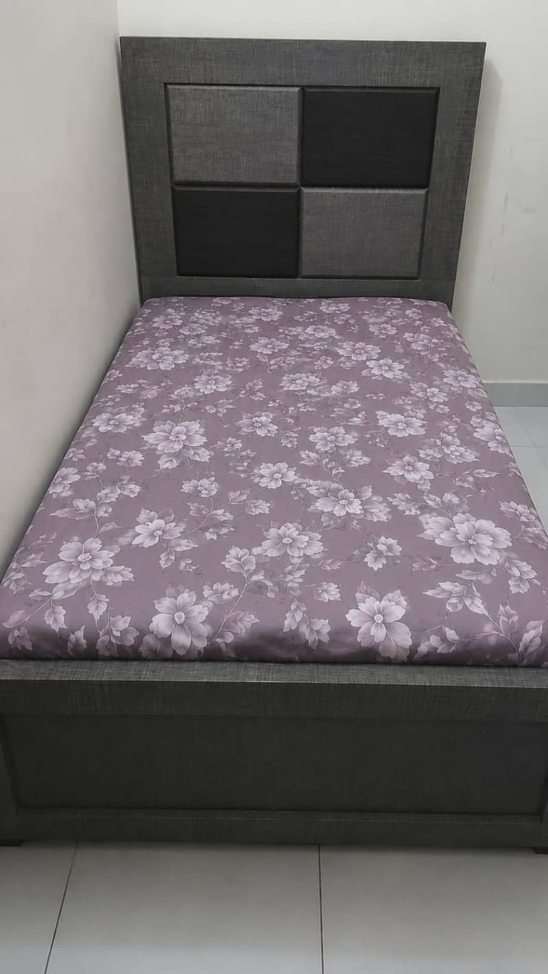single bed 0