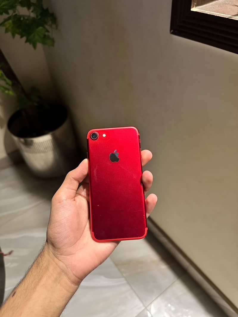 Apple iPhone 7 4
