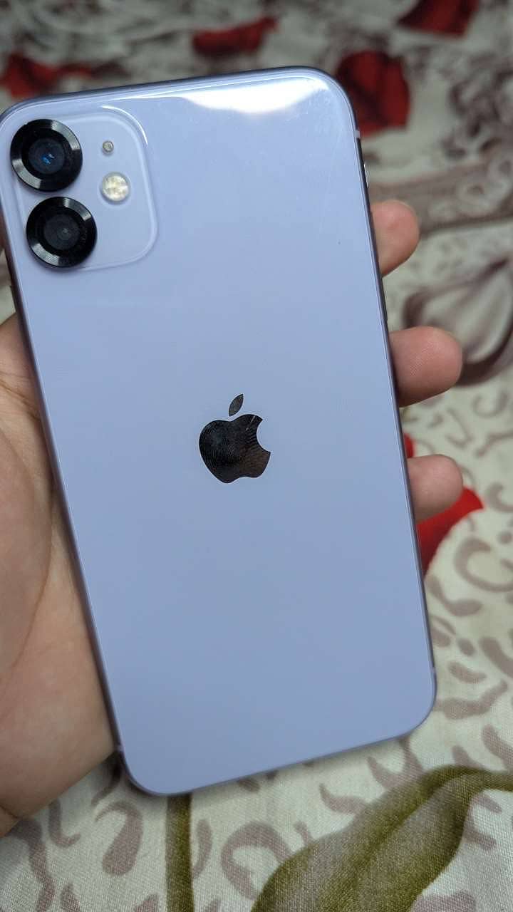 Apple iPhone 11 0