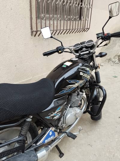 Suzuki GS 150